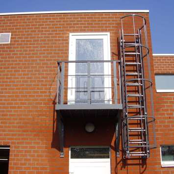 A Jomy counterbalanced ladder nicely painted A Jomy counterbalanced ladder nicely painted